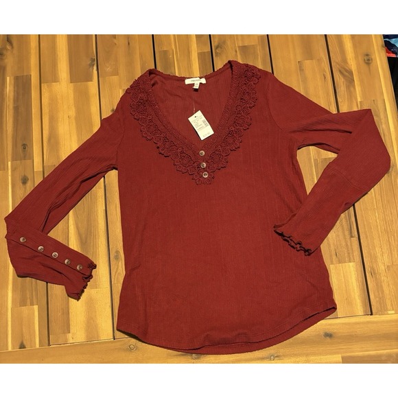 Burgundy Sweaters - Maurices Top Womens Extra Small Burgundy Long Sleeve V-Neck NWT